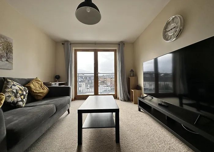 Waterside View Apartment